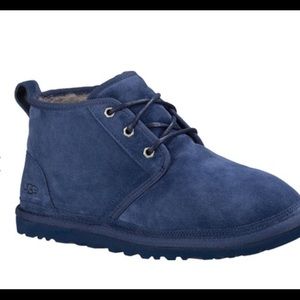 A pair off NEUMEL boots